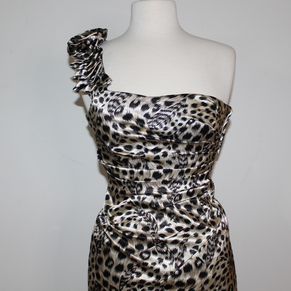 Leopard print formal - Picture 2 of 4